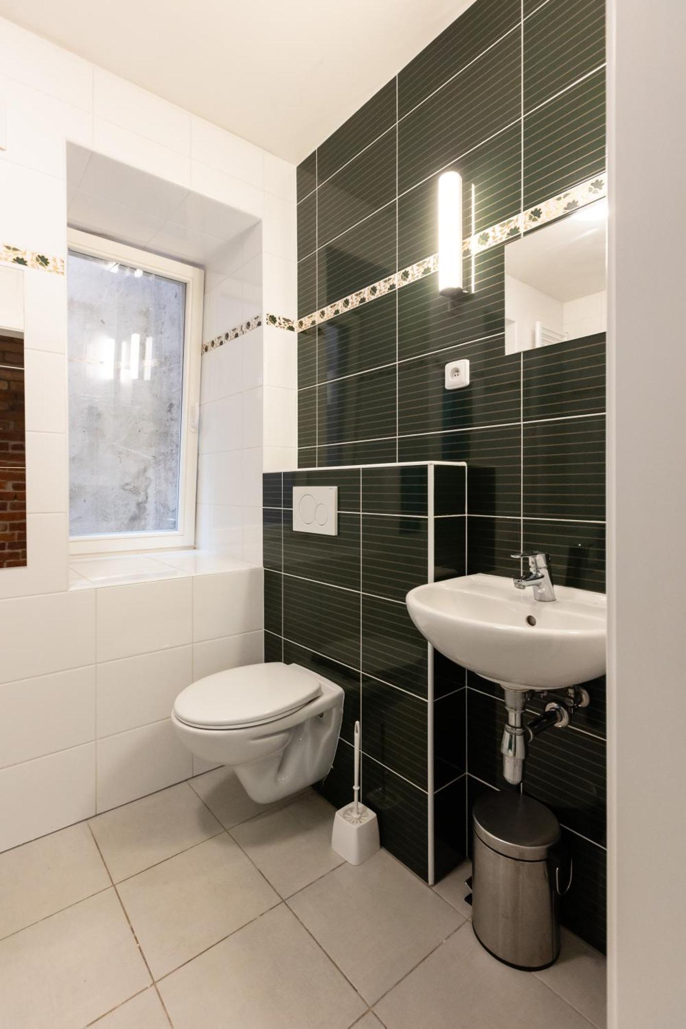 Spacious Apartment In Quiet Courtyard Near Charles Bridge Prag Exterior foto